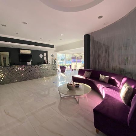 Ege Tulip Cesme Hotel Екстериор снимка