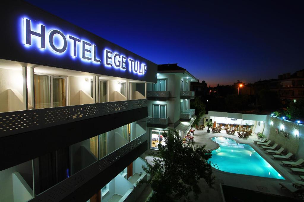Ege Tulip Cesme Hotel Екстериор снимка