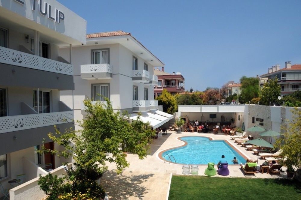 Ege Tulip Cesme Hotel Екстериор снимка