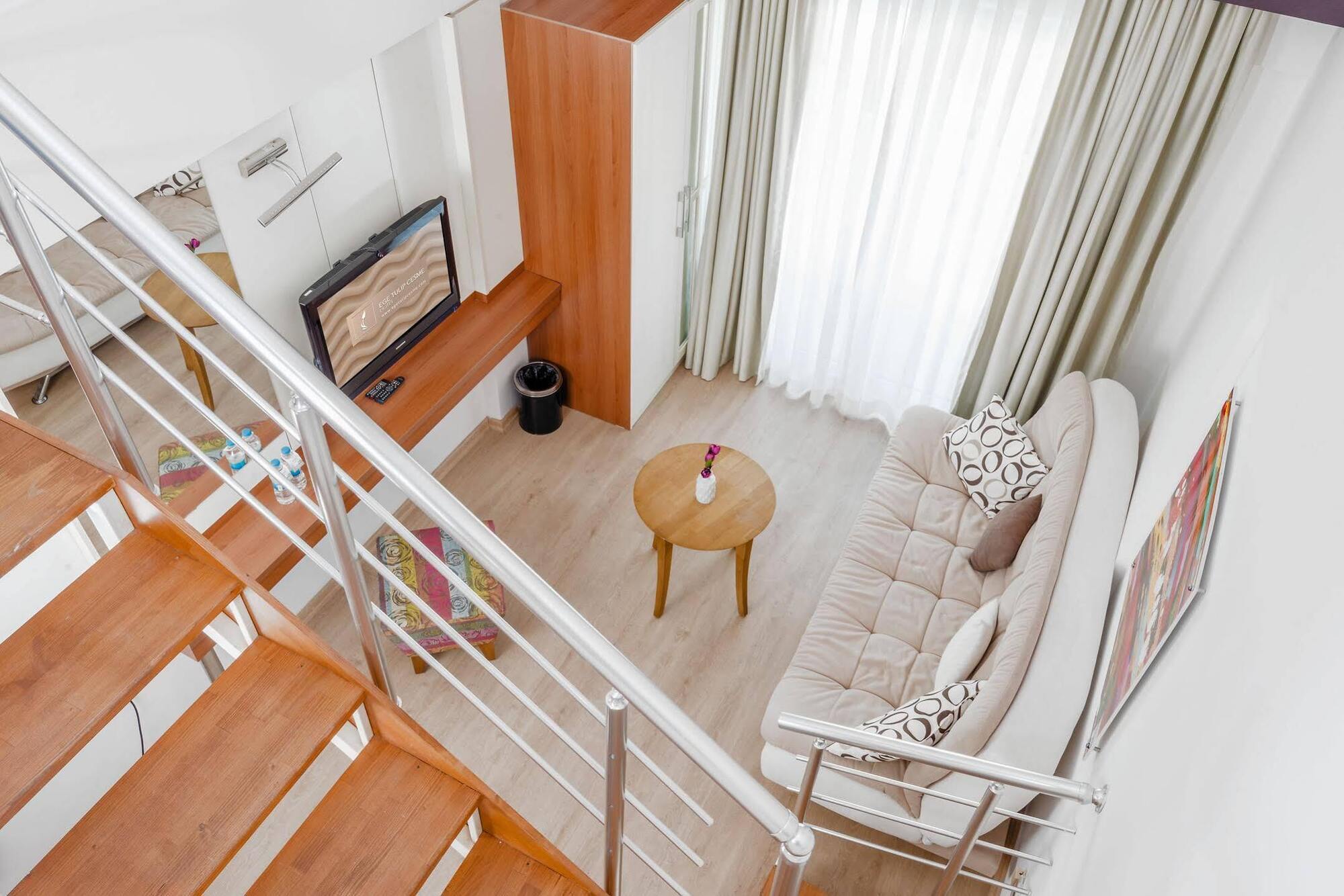 Ege Tulip Cesme Hotel Екстериор снимка